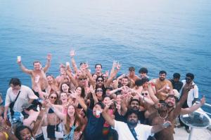 M BOX Party Hotel Gili Trawangan