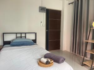 Haiya Guesthouse room 5 - Share Bathroom