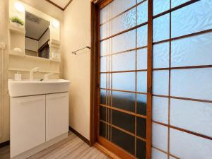 Quiet House in Hirakata 11 Min to Station Between Kyoto and Osaka sakura kaku
