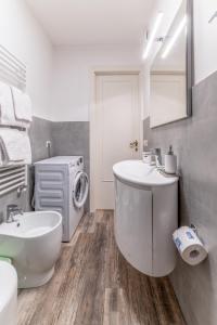 Campani Rooms - Termini Train Station & Wi-Fi
