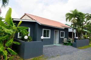Beautiful 4 Bed Bungalow Close to Beach & Hotspots