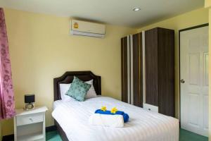 Beautiful 4 Bed Bungalow Close to Beach & Hotspots