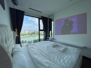 Hommit Masteri Tòa B - Căn hộ 1 phòng ngủ view hồ, máy chiếu