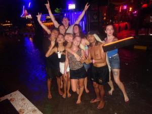M BOX Party Hotel Gili Trawangan