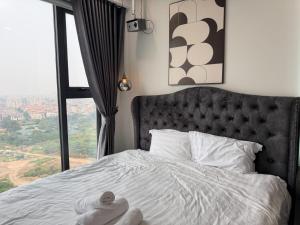 Hommit Masteri Tòa B - Căn hộ 2 phòng ngủ view hồ, máy chiếu