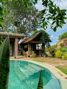Transit jungle villa