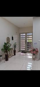 Nimos House