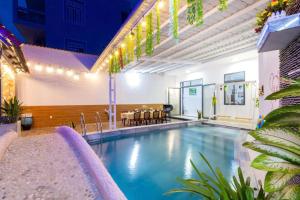 Biệt Thự Hồ Bơi Hoàng Hoa Thám VT