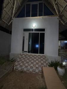 Happy house
