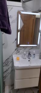 Appartement F3 bien équipé à boulevard millenium oran