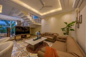 ELIVAAS Signature Mistwood 4-BHK Forest View Villa with Private Pool & Terrace