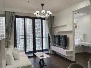 Hommit Masteri Tòa C - Căn hộ 2 phòng ngủ view hồ bơi