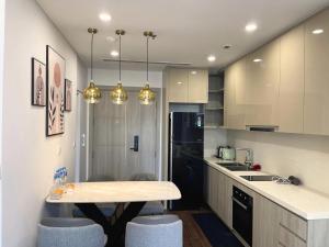 Hommit Masteri Tòa C - Căn hộ 2 phòng ngủ view hồ bơi
