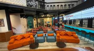 Prince Theatre Heritage Stay Hostel - Silom