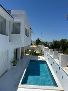 Villa with Sea View in La Marsa S 14