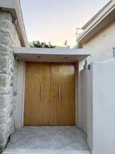 Eirini Antonis apartments