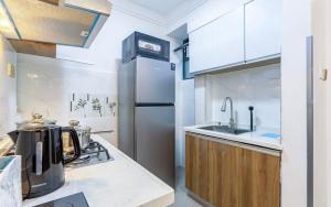 Stylish 1BR plus Private Office Utilities Included