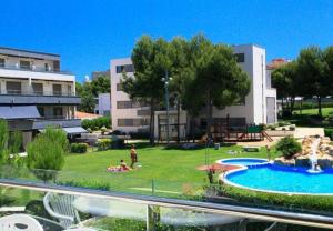 J Tramuntana Planet Costa Dorada