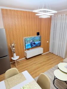 Ideal Location near Blloku Apartment