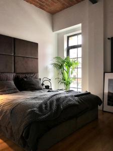 Loft Fabryczna Apartament & Parking