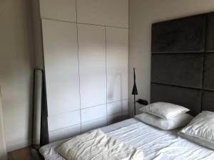 Loft Fabryczna Apartament & Parking