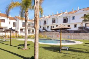 Casa Sur: Spacious & stylish 4BR by the sea