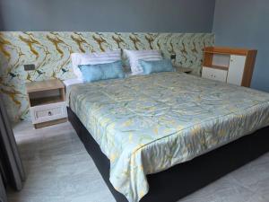 Loma Marine Pool Villa near Sea-Tran Pier Donsak