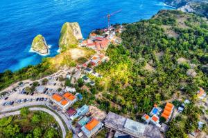 Kelingking Beach Villas