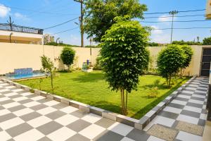 A2 Vista - 4BHK Villa with Lawn Near Expo Mart