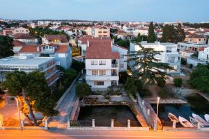 Sunset Aura Seafront Apartment in Zadar