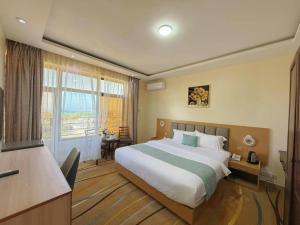FASHION INTERNATIONAL HOTEL