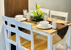 Puerto Princesa Resort-type Condo best for Group Near City Center, FREE Pool, FREE Gym, FREE Parking - B1 7KunziteB