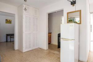 Ginger Mango Garden Cottage - Beach-5min Drive, 1 hr Montego Bay, 25 mins Ocho Rios