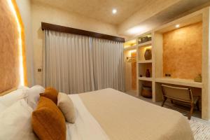 Villa Madalena 4BR Family Villa w Pool Walk to best Beach & Cafe