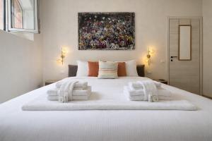 Heart of Rome Iconic Trastevere Stay for 4 guests