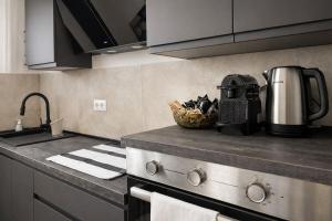 Heart of Rome Iconic Trastevere Stay for 4 guests