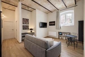 Heart of Rome Iconic Trastevere Stay for 4 guests