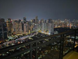 2BR in Makati Philippines, 3 Balconies, FREE Pool & Sauna, Direct Mall Access