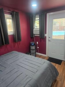 Modern Private Studio Suite