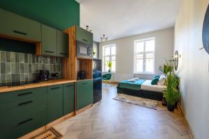 Olive Apartment by Cracovia Prime