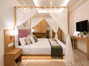 Canopy Bliss Studio