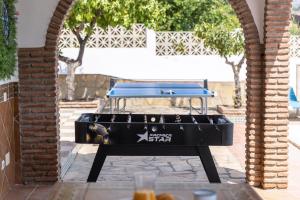 Villa Nerja with Pool, BBQ, Games & Fireplace