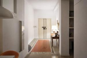 Bright flat for 5, metro 7 min, Appia Antica