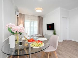 Urban Apartments - Luxury 1-Bedroom, Mennica Residence