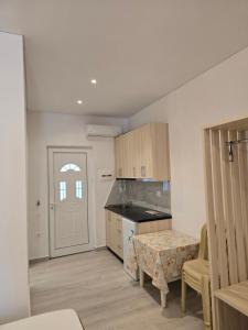 Husi Hotel
