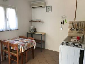 35 meters from sea Sweat house with garden