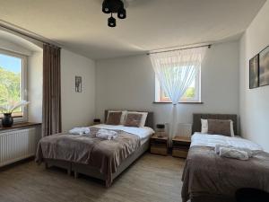 Folwark Niedzica - apartamenty i pokoje
