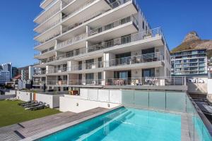 Sea Views 3 bed - The Fairmont - Sea Point BantryBay
