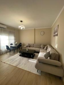 Central Living Apartment