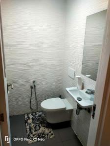 Chic equipped two-bedroom apartment in Gambetta Secure residence